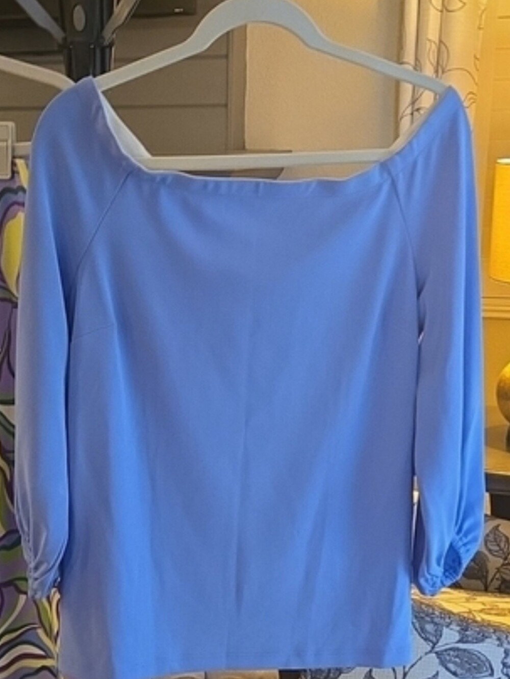 Bostpn Proper Travel Light Blue Women's Boatneck Blouse